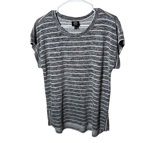 bobeau Tops - Bobeau Blouse Women's Large Gray Knit Striped Round Neck Short Sleeve Casual